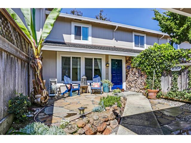 408 Sailfish Drive - 2/1 844sf sold $550K after 10 DOM