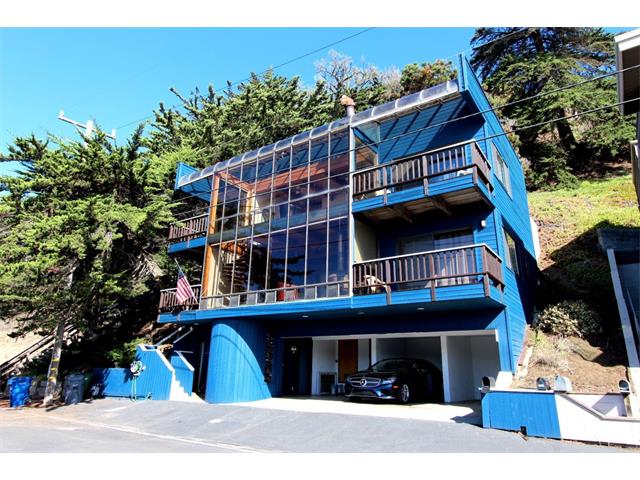 540 Beach Drive - 3/3.5 1952sf sold $1,823,000 after 140 DOM